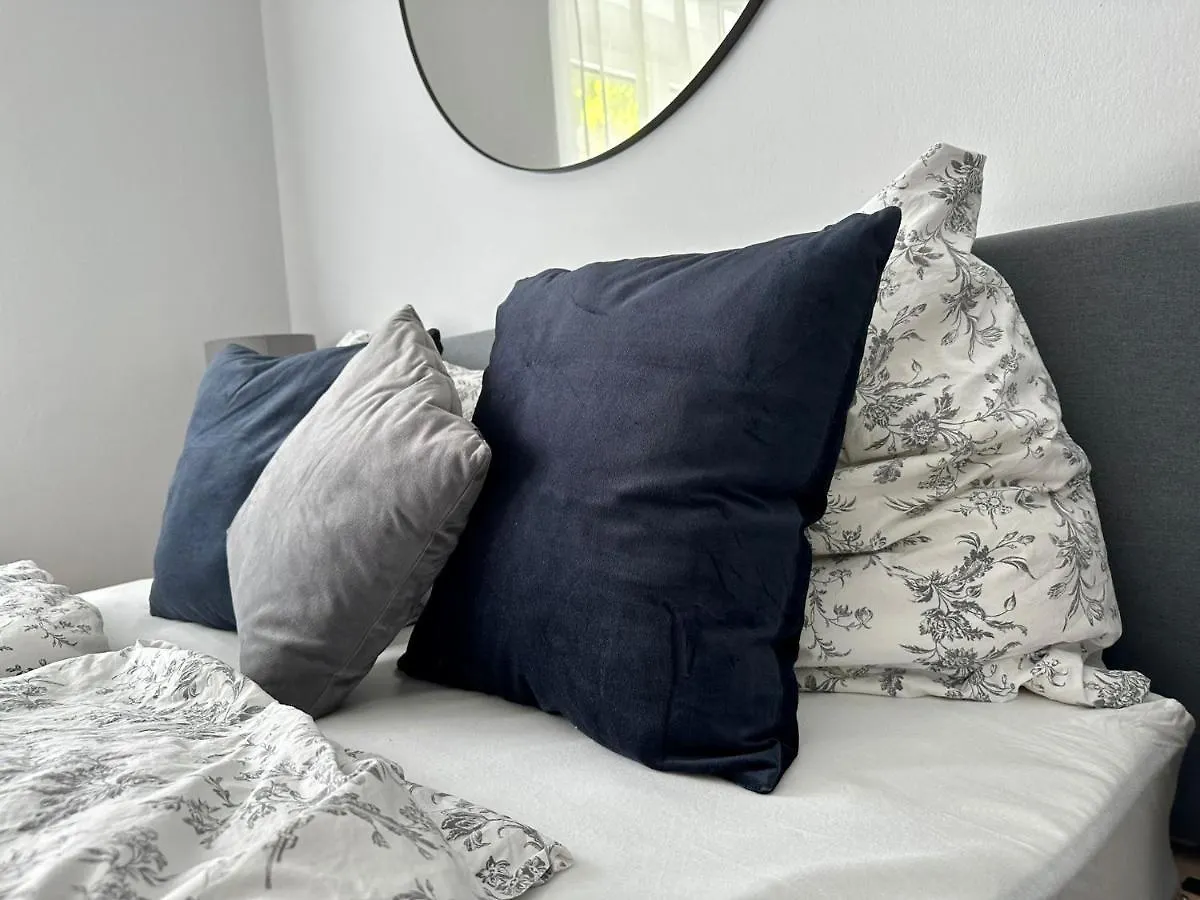 Balcony Apartment, 1 Min To U1 Reumannplatz Вена 0*,  Австрия