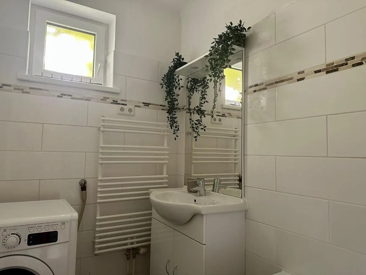 Balcony Apartment, 1 Min To U1 Reumannplatz Вена 0*,