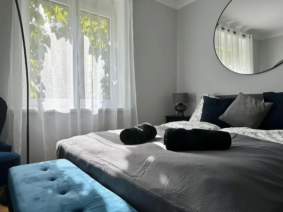 Balcony Apartment, 1 Min To U1 Reumannplatz 维也纳 0*,  奥地利
